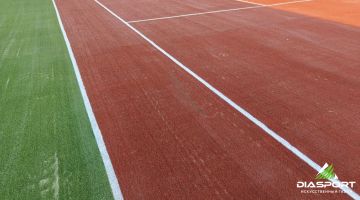 Теннисный корт